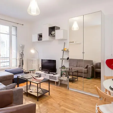 Charming With Eiffel Tower Views In Pariss 15th * Paris